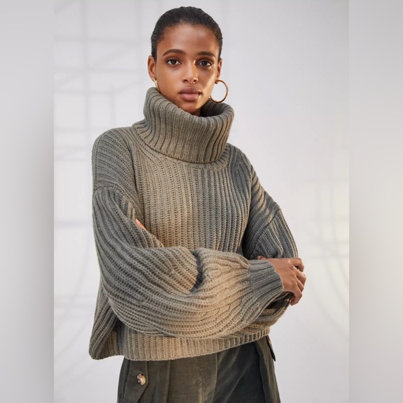 Aritzia 1-01 Babaton Guell Sweater - Size L NWT - Picture 1 of 7